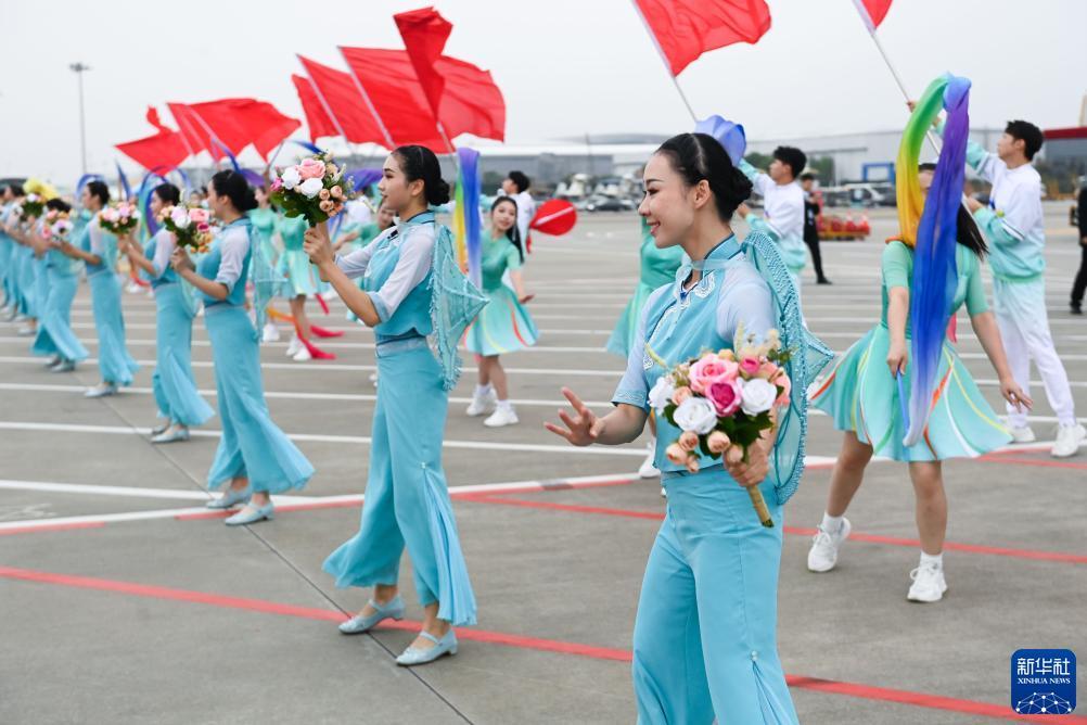 小勐拉新龙腾